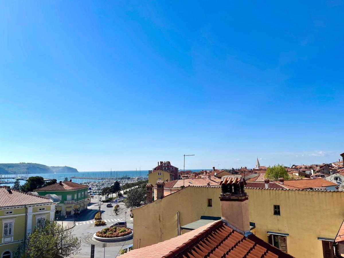 Happy Casa Isola Grande Apartment Izola Exterior photo